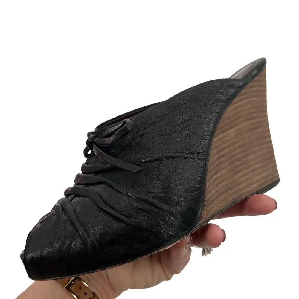 Frye Gwen black peep toe wedge with tie size 8.5